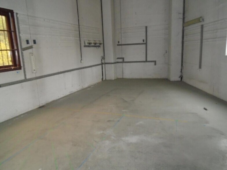 Industriel dans Montornès del Vallès, Barcelona à vendre - Photo intérieure - Image 2 de 13