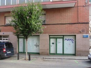 Retail in Cornellà de Llobregat, Barcelona for lease Building Photo- Image 1 of 4