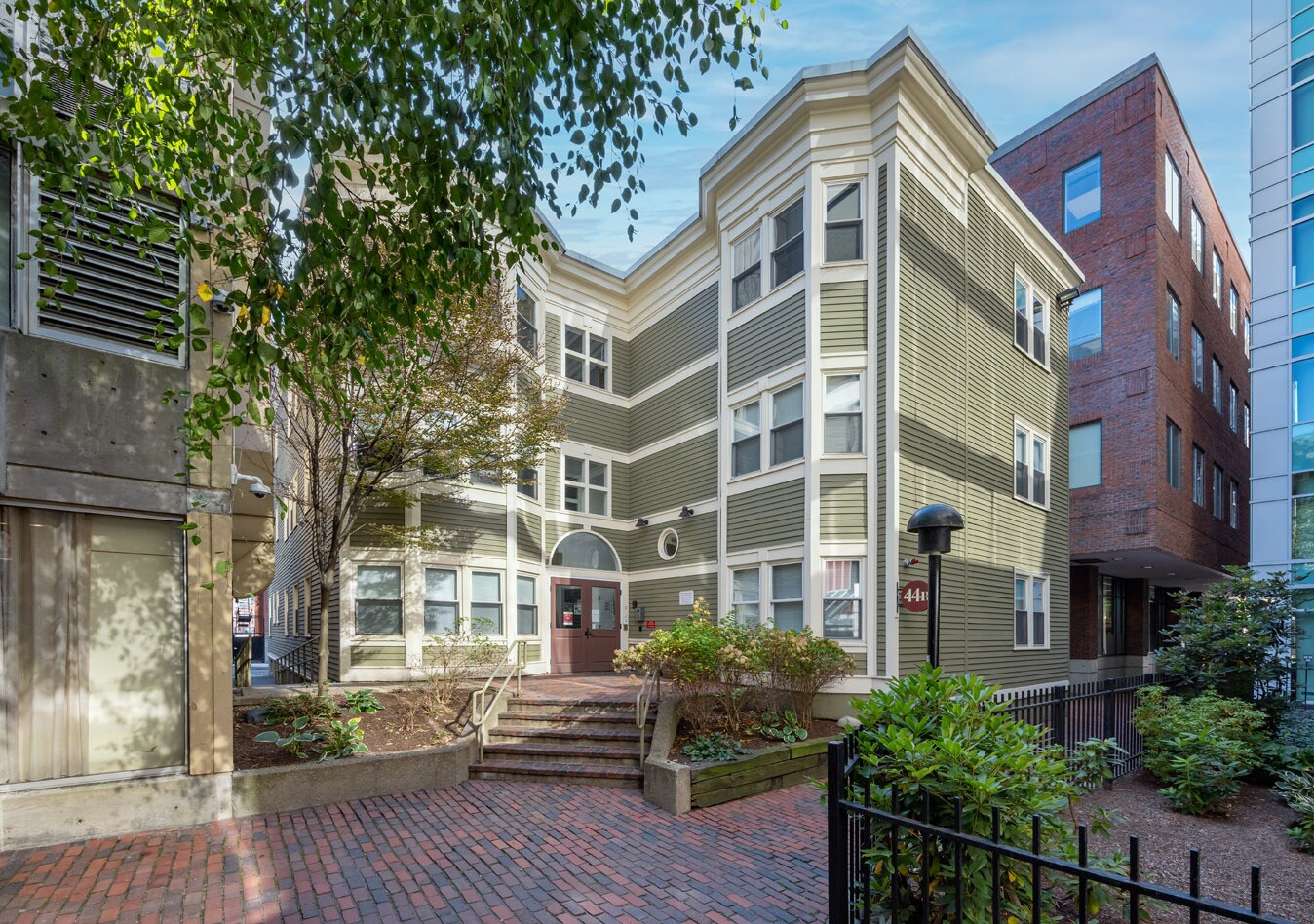 44 R Brattle St, Cambridge, MA à louer Photo principale- Image 1 de 11