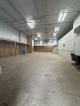 39W963 Midan Dr, Elburn, IL for lease Interior Photo- Image 1 of 16