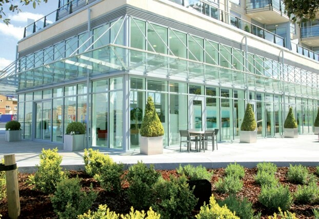 York Rd, Londres à louer - Photo du bâtiment - Image 3 de 6