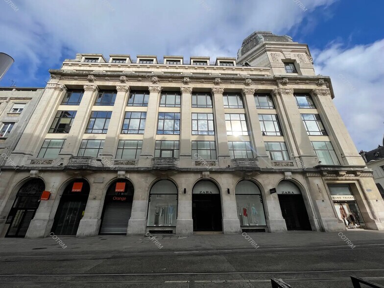 18 Rue De Vesle, Reims à louer - Photo du bâtiment - Image 3 de 19