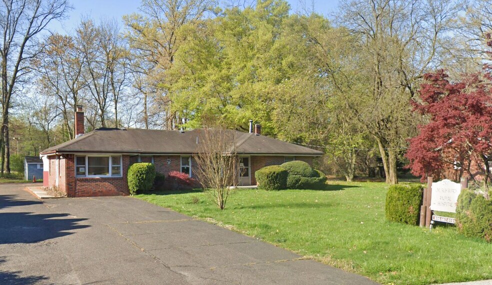 2306-2310 Church Rd portefeuille de 3 propriétés à vendre sur LoopNet.ca - Photo du bâtiment - Image 3 de 10