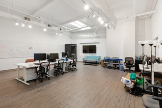 680 8th St, San Francisco, CA à louer Photo intérieure- Image 2 de 5