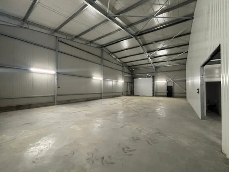 Flex in Sablet for lease - Interior Photo - Image 2 of 9