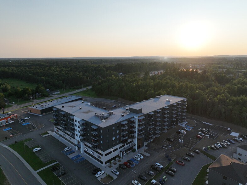 20 Rte De La Pinière, Pont-rouge, QC for lease - Primary Photo - Image 1 of 1