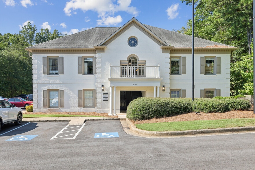 419 E Crossville Rd, Roswell, GA for lease - Building Photo - Image 2 of 15