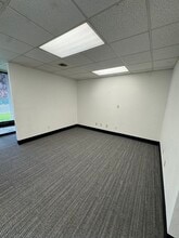 1933-1955 Jadwin Ave, Richland, WA for lease Interior Photo- Image 2 of 9