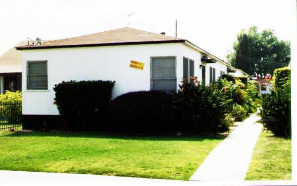 10901 S Freeman Ave, Inglewood, CA for sale - Building Photo - Image 2 of 9
