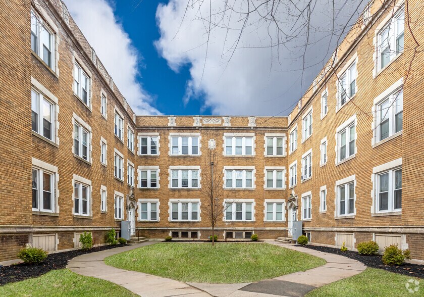 249-255 Sisson Ave, Hartford, CT à vendre - Photo principale - Image 1 de 13