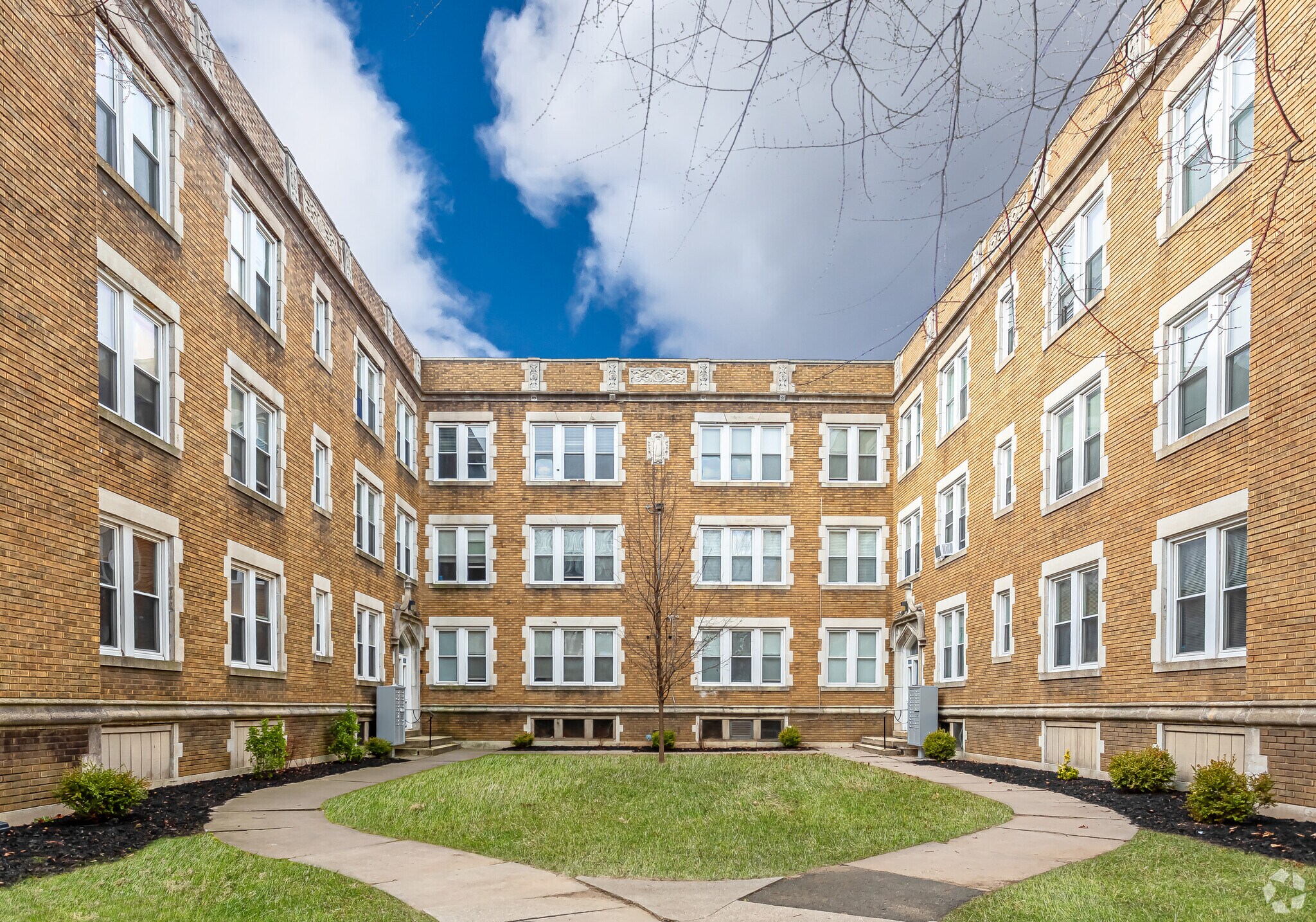 249-255 Sisson Ave, Hartford, CT à vendre Photo principale- Image 1 de 14