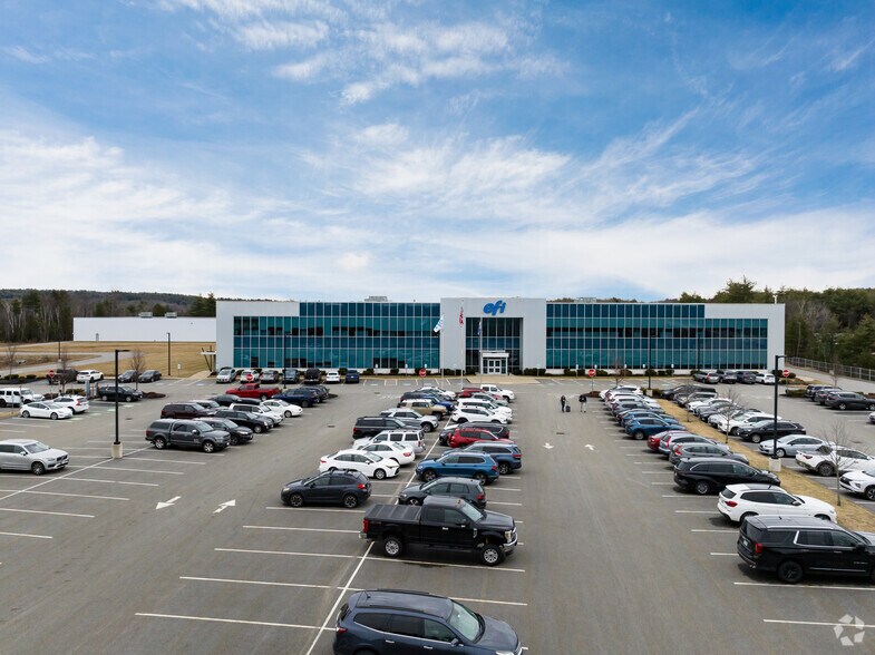 12 Innovation Way, Londonderry, NH à louer - Photo du bâtiment - Image 2 de 6