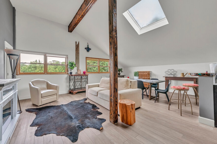 704 Beech Mountain Pky, Beech Mountain, NC for sale - Building Photo - Image 3 of 13