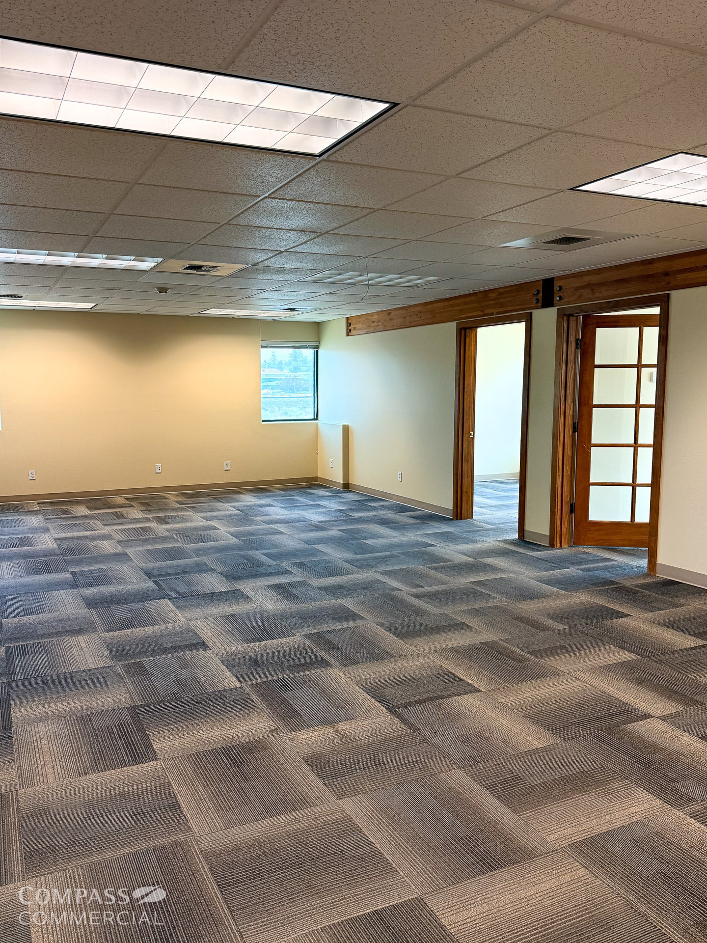 5 NW Hawthorne Ave, Bend, OR for lease Interior Photo- Image 1 of 7