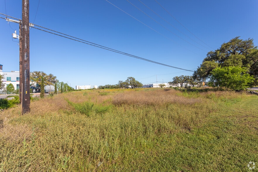 E Sonterra Blvd, San Antonio, TX for sale - Building Photo - Image 3 of 6