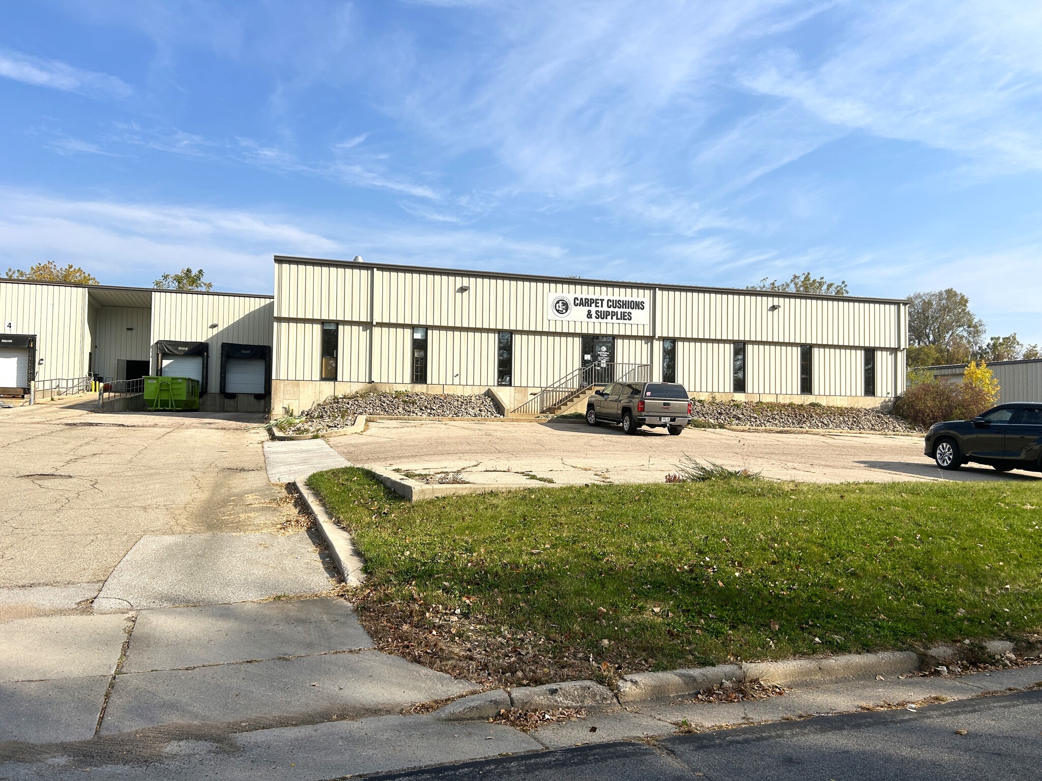 814 Post Rd, Madison, WI for lease Building Photo- Image 1 of 10