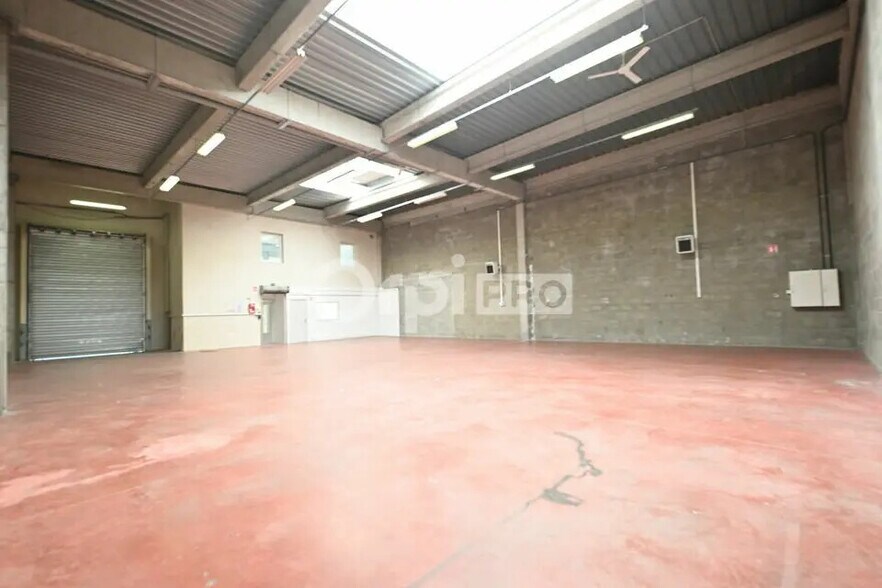 Bureau dans Saint-Priest à louer - Photo intérieure - Image 3 de 10