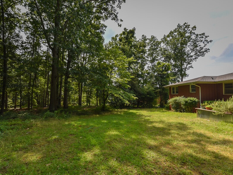 4324 Garland Dr, Raleigh, NC for sale - Building Photo - Image 3 of 15