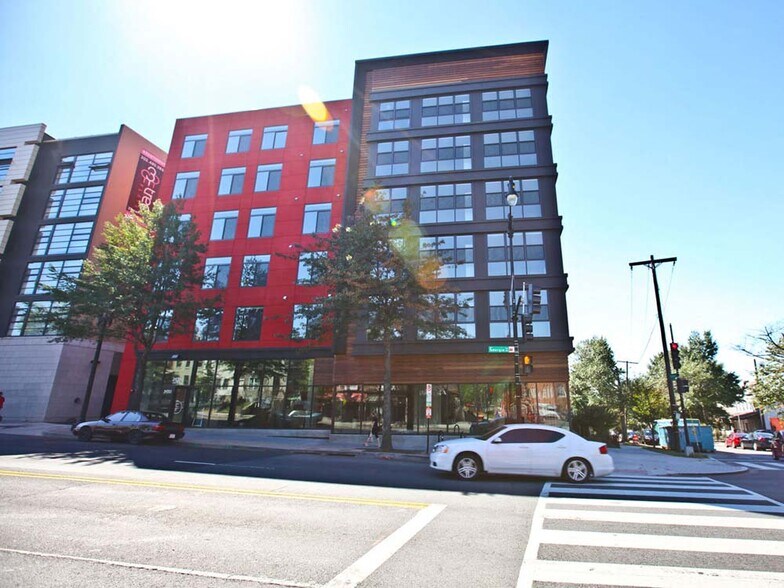 3930 Georgia Ave NW, Washington, DC for lease - Building Photo - Image 2 of 17