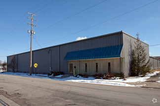 Plus de détails pour 20 N Zischler St, Springfield, OH - Industriel à vendre