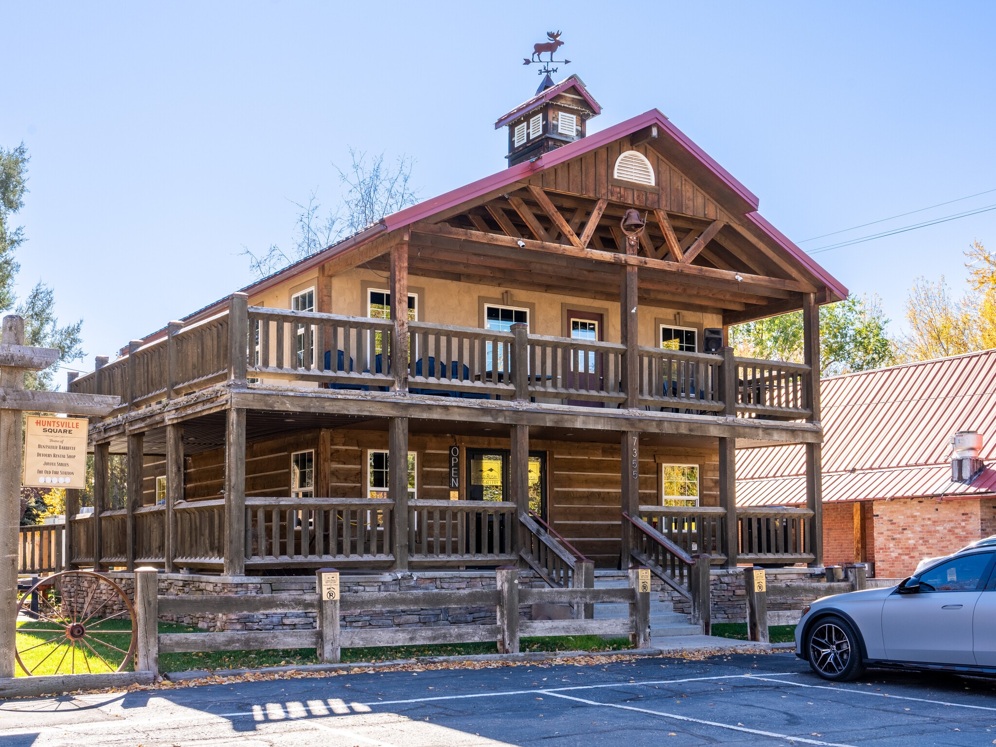 7355 E 200 S, Huntsville, UT for sale Primary Photo- Image 1 of 28