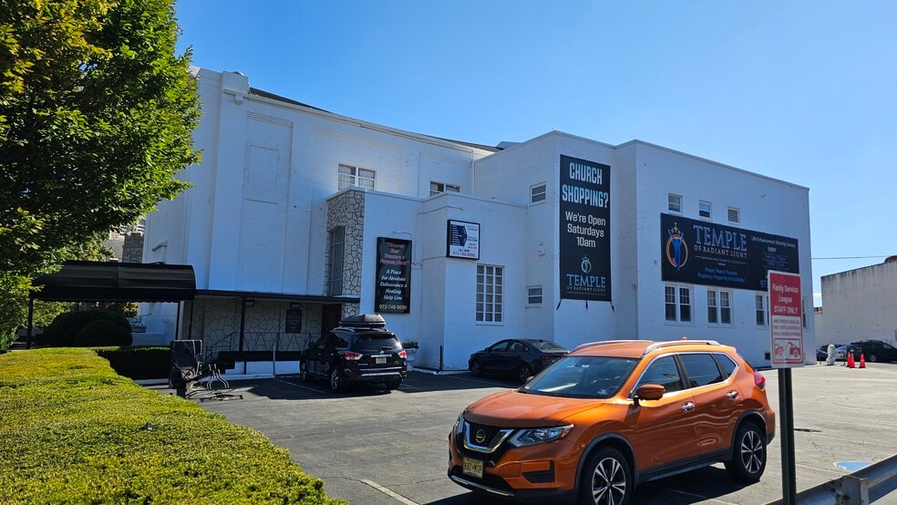 430 Franklin St, Bloomfield, NJ for sale - Building Photo - Image 2 of 11