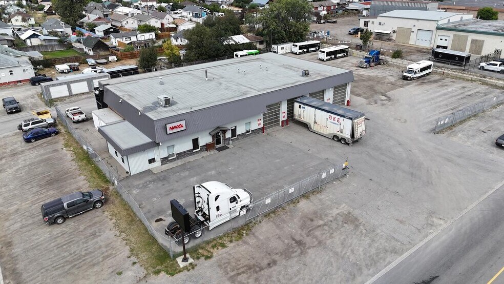 301 Slater Rd NW, Cranbrook, BC à vendre - Photo du bâtiment - Image 2 de 7