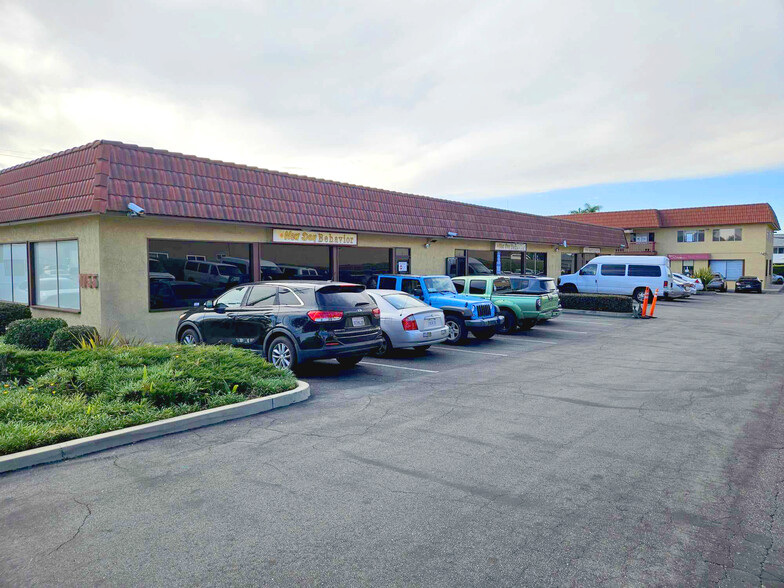 1025 W Arrow Hwy, Glendora, CA for lease - Building Photo - Image 2 of 5