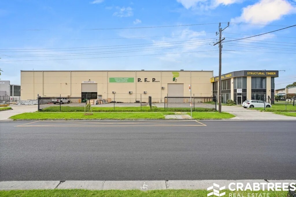 19 Healey Rd, Dandenong South for lease Primary Photo- Image 1 of 7