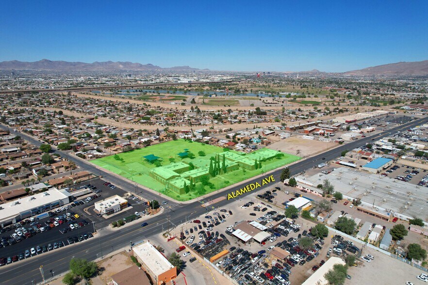 7090 Alameda Ave, El Paso, TX à louer - Photo du bâtiment - Image 1 de 14