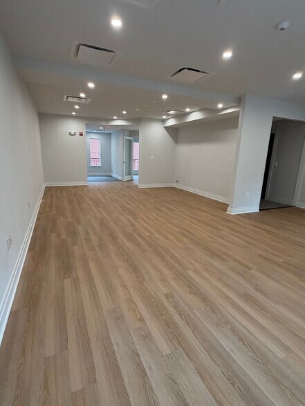 511 Wythe, Alexandria, VA à louer - Photo intérieure - Image 2 de 8