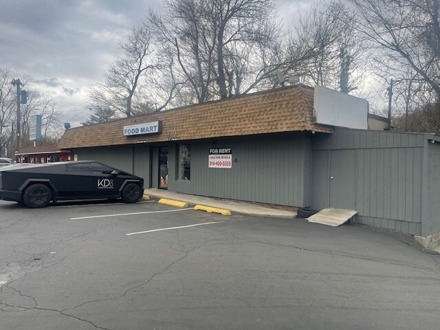 604 N Main St, Port Chester, NY à louer - Photo du bâtiment - Image 3 de 5