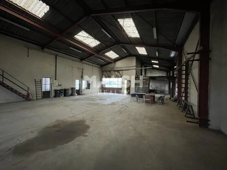 Flex dans Miribel à louer - Photo intérieure - Image 3 de 10