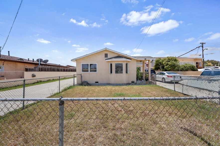 546 E 220th St, Carson, CA for sale - Building Photo - Image 3 of 15