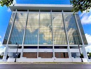 2600 SW 3rd Ave, Miami, FL à louer Photo intérieure- Image 1 de 2