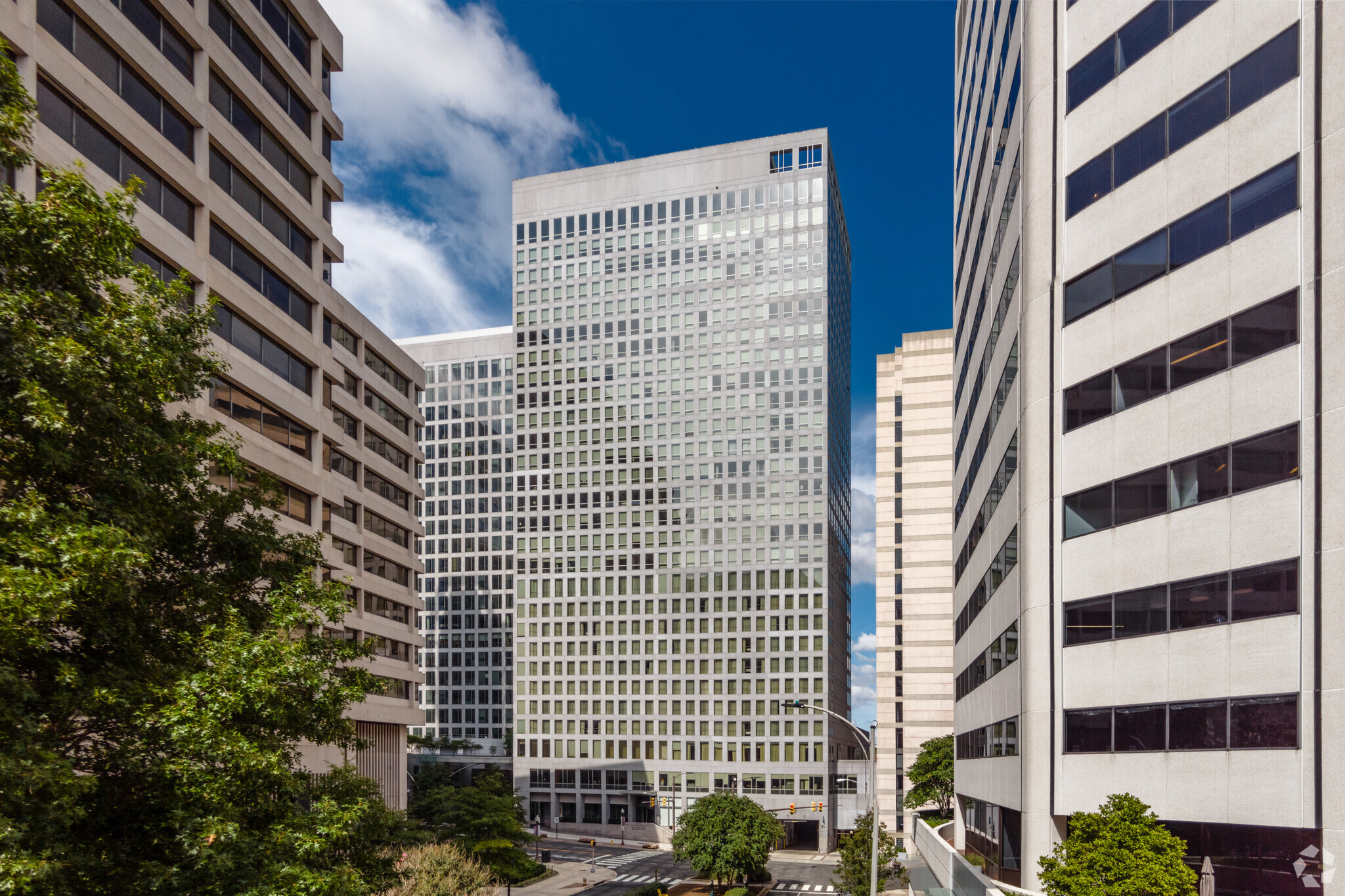 1121 19th St N, Arlington, VA for sale Building Photo- Image 1 of 1