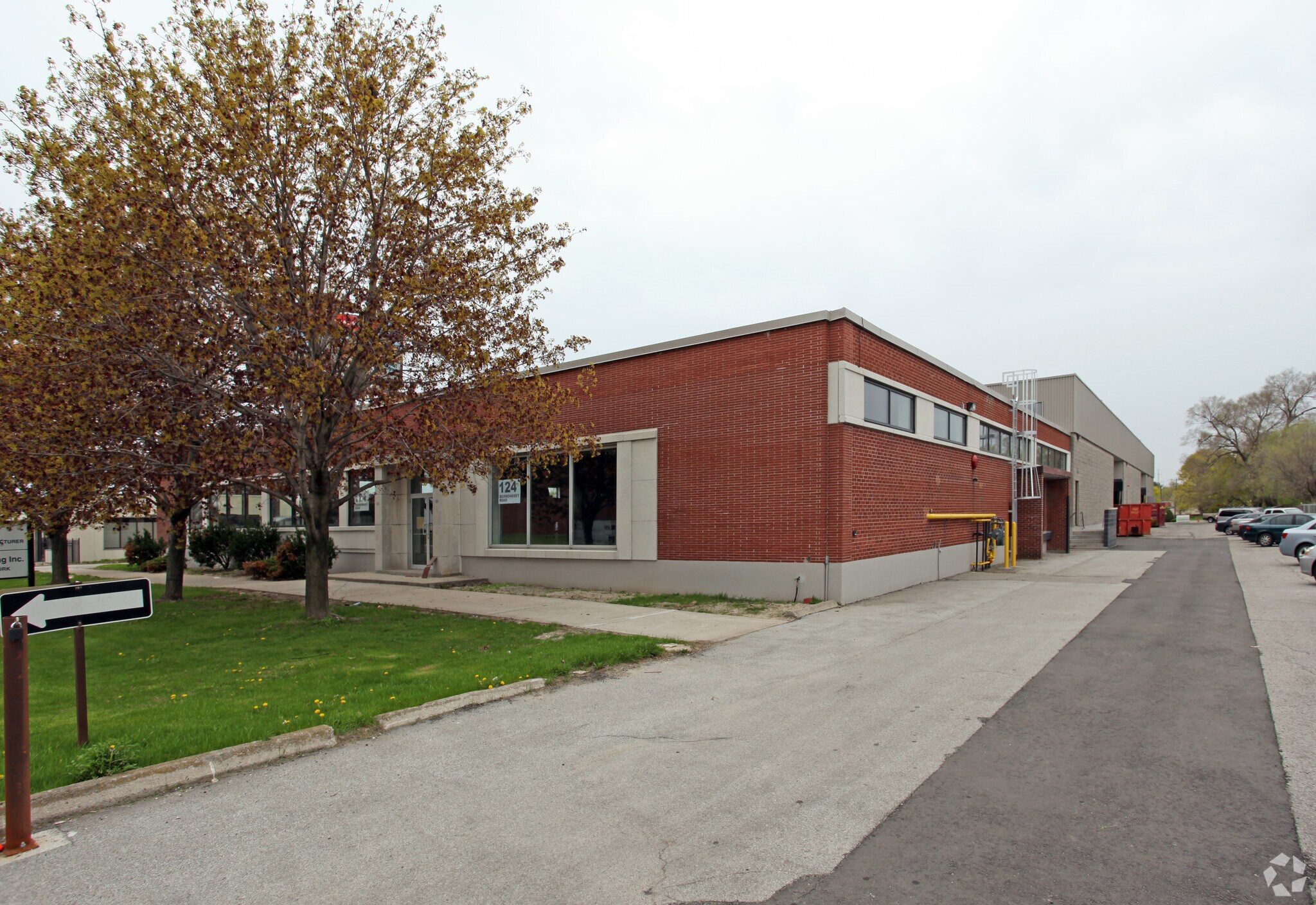 124 Bermondsey Rd, Toronto, ON à vendre Photo principale- Image 1 de 1