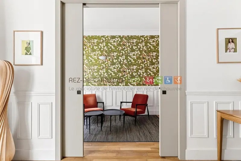 Multifamily in Paris for sale Interior Photo- Image 1 of 9