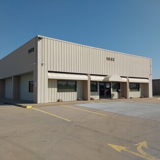 Plus de détails pour 1632 S West St, Wichita, KS - Local d'activités à louer