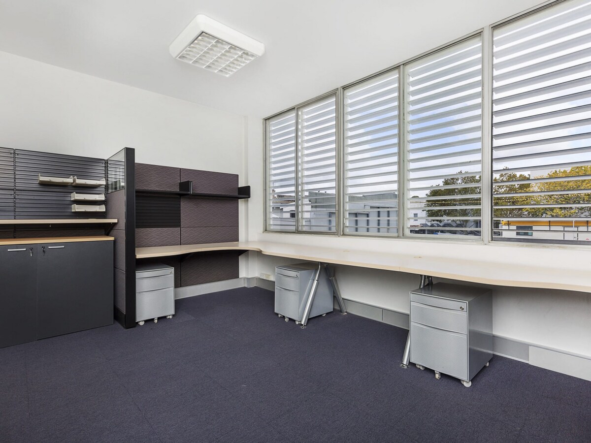 6-8 Clarke St, Crows Nest, NSW 2065 - Unit 207 - - Interior Photo - Image 2 of 3