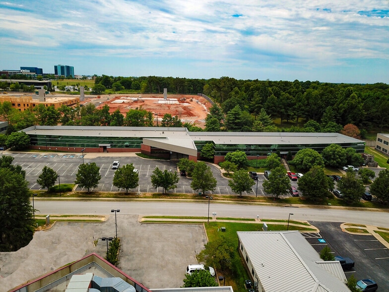 5506 Walsh Ln, Rogers, AR for lease - Building Photo - Image 1 of 18