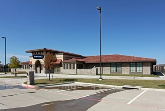 Plus de détails pour 3132 Hudson Crossing, McKinney, TX - Commerce de détail à vendre