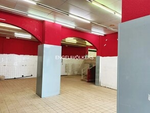 Retail in Tarragona, Tarragona for lease Interior Photo- Image 2 of 2