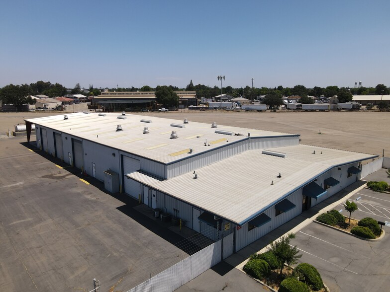 1444 El Pinal Dr, Stockton, CA for lease - Building Photo - Image 2 of 8