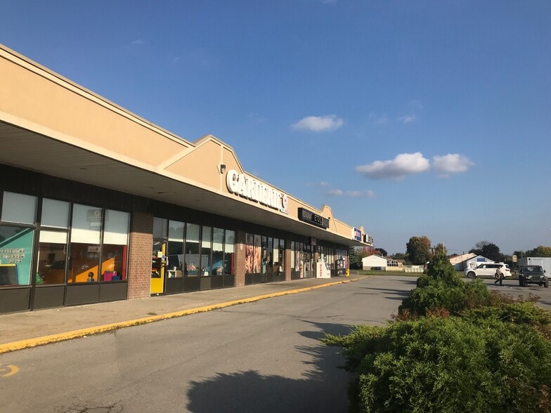 2685 Ch Sainte-Marie, Mascouche, QC for lease - Building Photo - Image 2 of 3