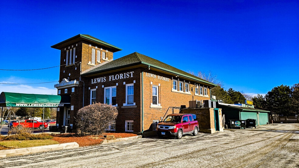 147 S US Highway 45, Grayslake, IL à louer - Photo du bâtiment - Image 2 de 5