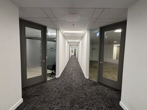 630 6th Ave SW, Calgary, AB for lease Interior Photo- Image 2 of 4