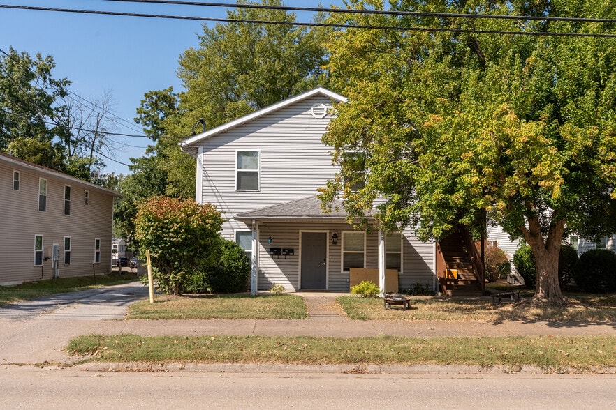 902-908 W Mill St, Carbondale, IL for sale - Building Photo - Image 3 of 14