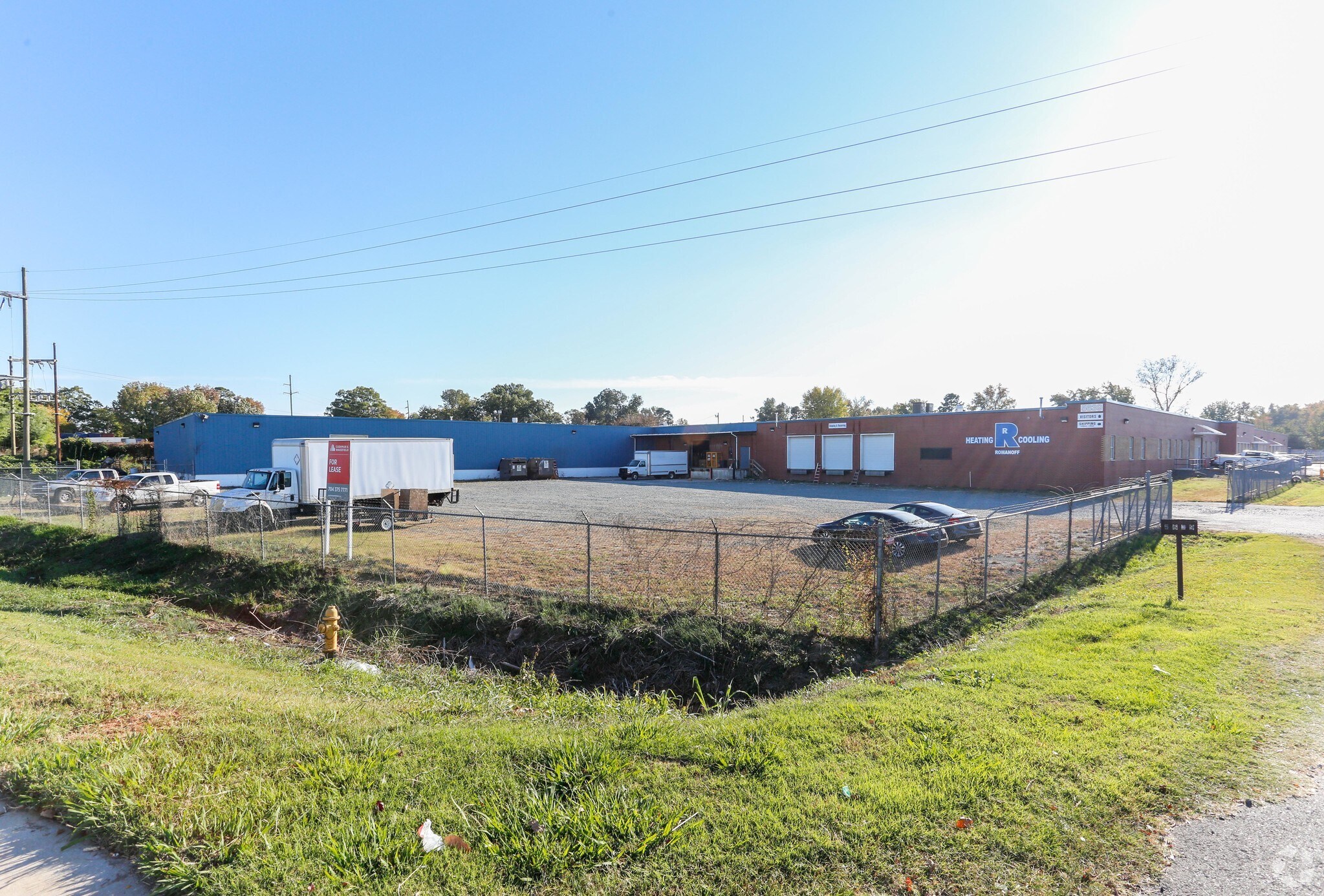 5639 Brookshire Blvd, Charlotte, NC for lease Primary Photo- Image 1 of 9
