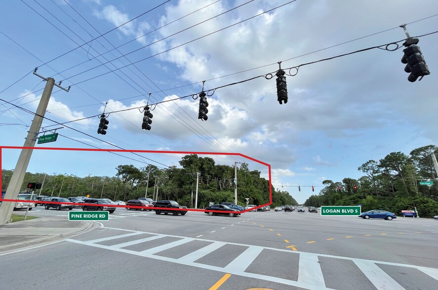 Pine Ridge Rd, Naples, FL à vendre - Photo du bâtiment - Image 3 de 3
